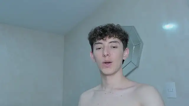 miketwink online show from November 18, 10:02 pm