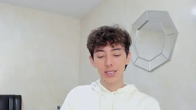 miketwink online show from December 23, 3:39 am