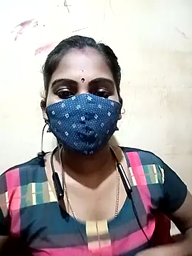 Snapshot of Tamil_roja17 chatting on September 21, 5:18 pm Tamil roja17 online show from September 21, 5:18 pm