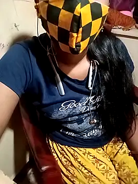 Snapshot of Tamil_roja17 chatting on February 26, 5:21 pm Tamil roja17 online show from February 26, 5:21 pm
