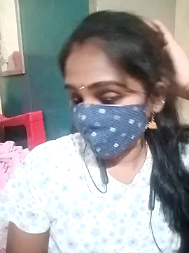 Snapshot of Tamil_roja17 chatting on September 20, 4:06 am Tamil roja17 online show from September 20, 4:06 am