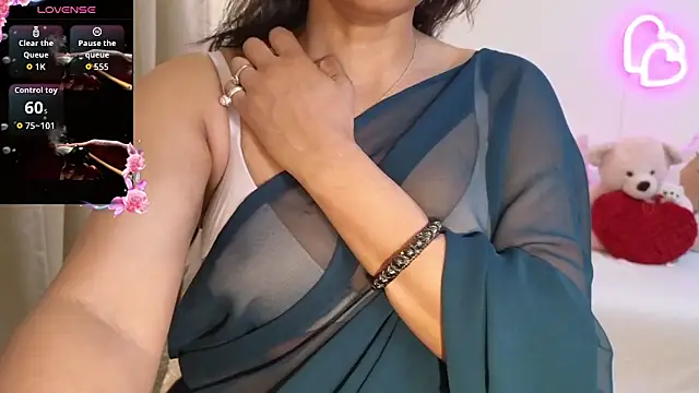 MISS MYRA online show from March 14, 2:12 pm