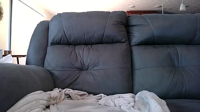 Snapshot of Troyt87 chatting on January 8, 7:31 pm Troyt87 online show from January 8, 7:31 pm