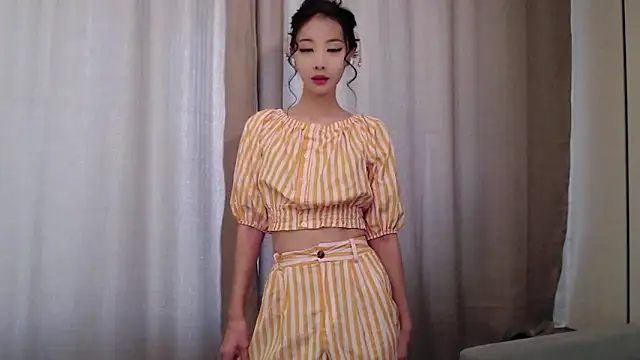 Snapshot of Fudzik0 chatting on October 30, 5:17 am Fudzik0 online show from October 30, 5:17 am