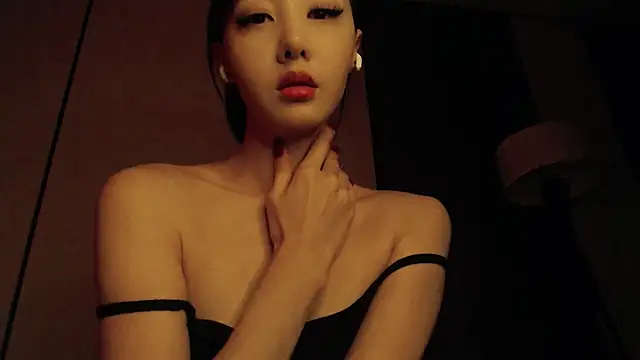 Fudzik0 online show from April 6, 3:46 am