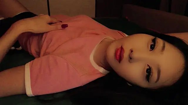 Fudzik0 online show from April 12, 5:44 am