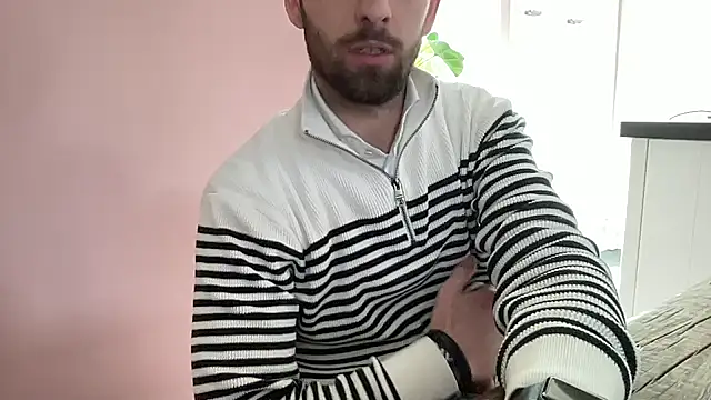 bullyboyy online show from April 3, 12:22 pm