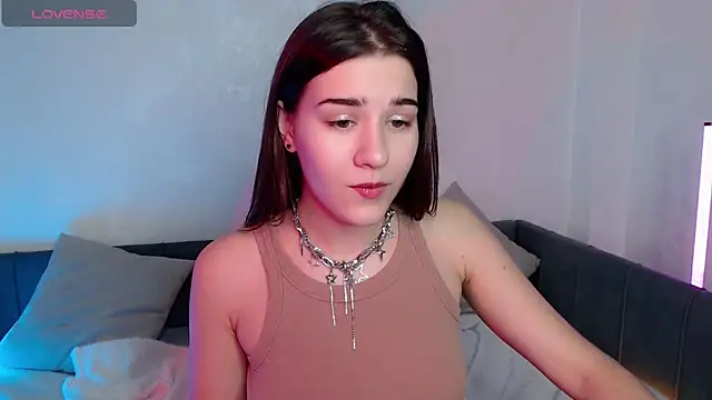 Snapshot of Sweetie_Catt chatting on September 11, 8:47 am Sweetie Catt online show from September 11, 8:47 am