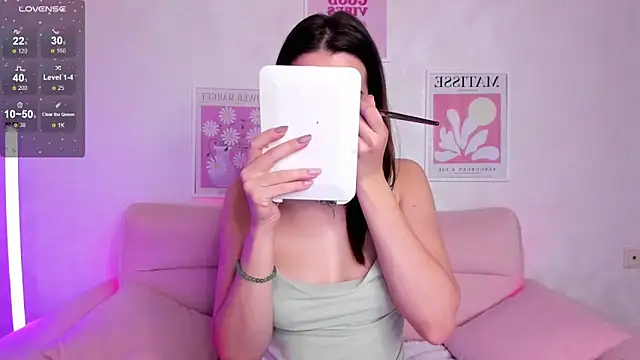 Snapshot of Sweetie_Catt chatting on September 29, 8:32 am Sweetie Catt online show from September 29, 8:32 am