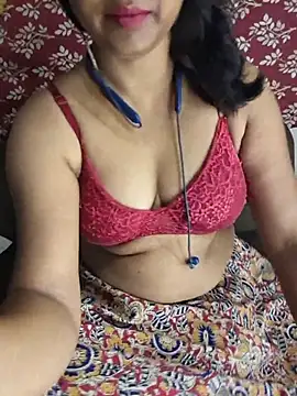 Cute Jiyaa online show from July 17, 7:55 pm