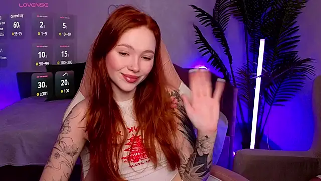 Maya Light online show from February 25, 1:50 am