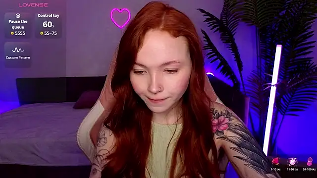 Maya Light online show from February 18, 1:58 am