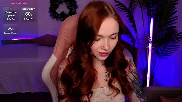 Maya Light online show from January 17, 1:31 am