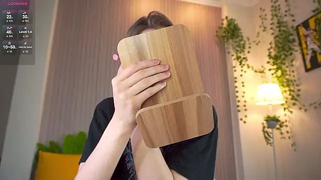 Snapshot of heartseduction chatting on February 28, 9:31 am heartseduction online show from February 28, 9:31 am