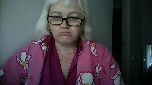 Mayya4321 online show from November 5, 10:40 am