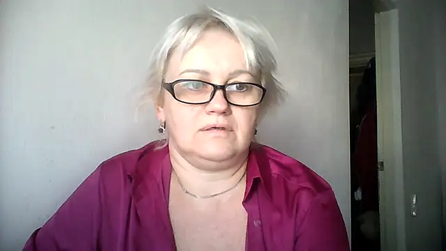 Mayya4321 online show from September 18, 10:18 am