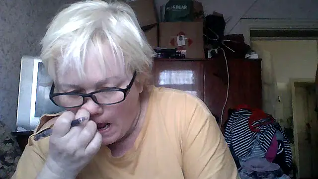 Mayya4321 online show from March 5, 10:45 am