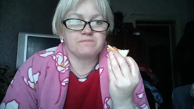 Mayya4321 online show from March 18, 1:24 pm