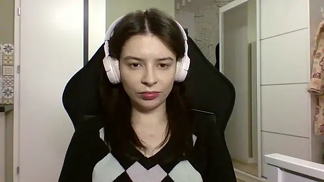 LariceSexy online show from January 13, 7:18 pm