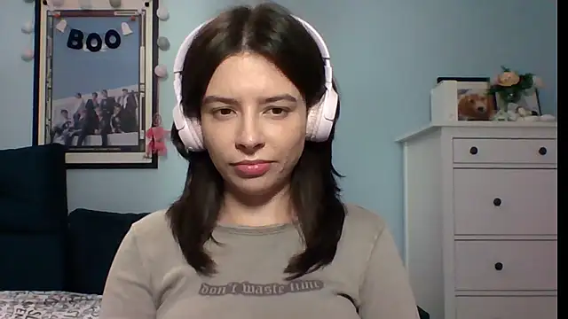 LariceSexy online show from October 5, 6:20 pm