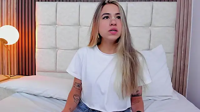 Ariana greenblat online show from April 7, 5:15 pm