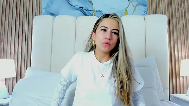 Ariana greenblat online show from March 28, 5:14 pm