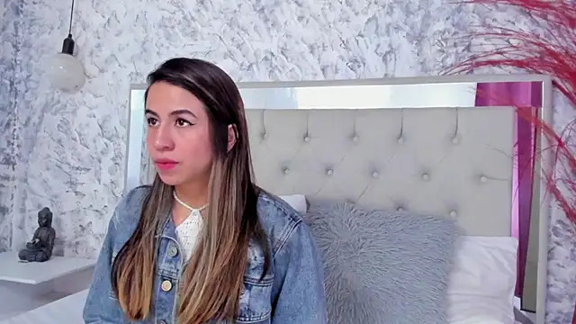 Snapshot of Ariana_greenblat chatting on November 15, 4:22 pm Ariana greenblat online show from November 15, 4:22 pm