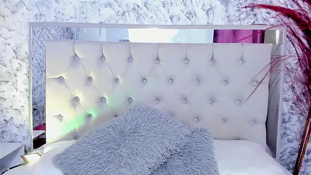 Ariana greenblat online show from October 7, 4:08 pm