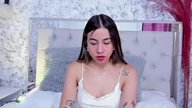 Snapshot of Ariana_greenblat chatting on October 20, 4:18 pm Ariana greenblat online show from October 20, 4:18 pm