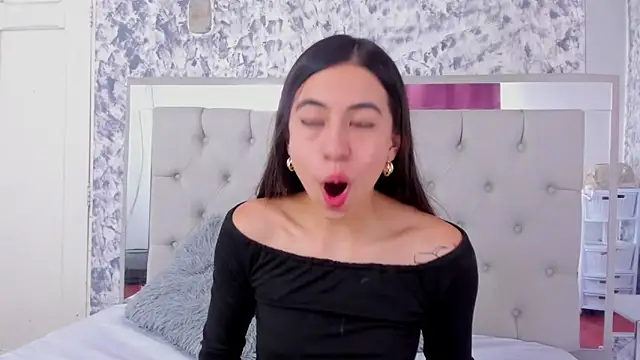 Ariana greenblat online show from January 10, 4:13 pm