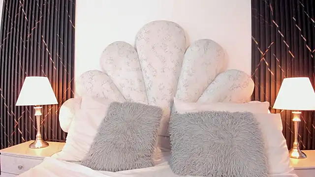 Ariana greenblat online show from May 7, 5:27 pm