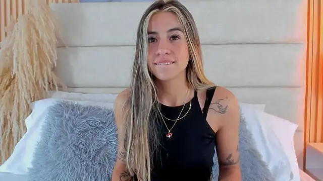 Ariana greenblat online show from March 25, 5:23 pm