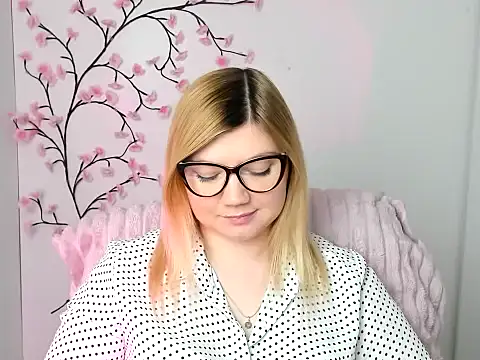 Lola moree online show from February 1, 12:47 pm