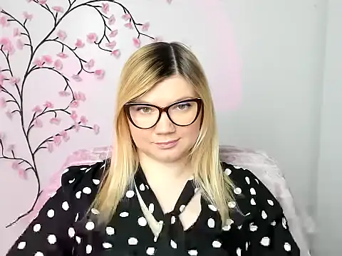 Lola moree online show from December 21, 12:40 pm