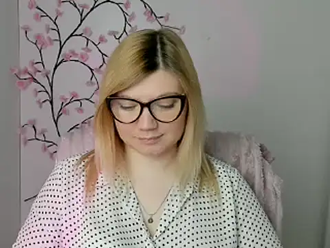 Lola moree online show from April 23, 11:49 am