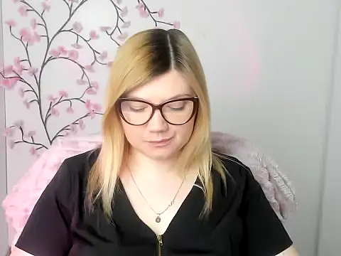 Lola moree online show from March 27, 12:39 pm