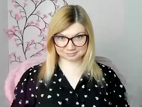 Lola moree online show from May 11, 11:44 am