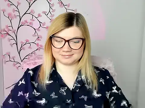 Lola moree online show from April 3, 11:38 am