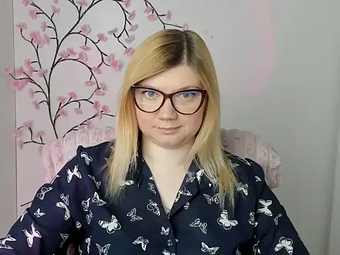 Lola moree online show from May 18, 11:37 am