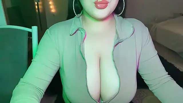 Snapshot of anora_sunny chatting on July 13, 4:28 pm anora sunny online show from July 13, 4:28 pm