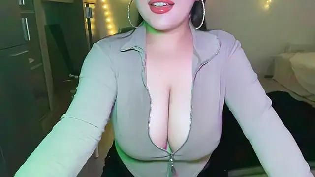Snapshot of anora_sunny chatting on July 14, 4:57 pm anora sunny online show from July 14, 4:57 pm