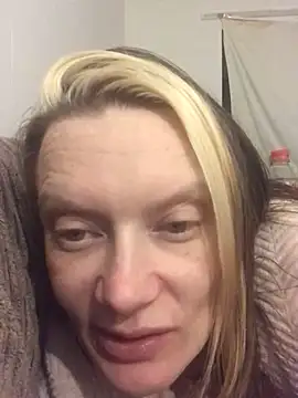 blondey206 online show from February 1, 7:44 pm