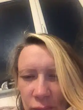 blondey206 online show from March 18, 11:53 pm