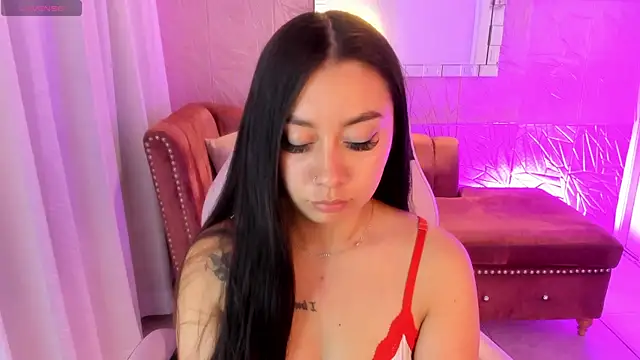 miss isabella m online show from July 3, 1:50 pm