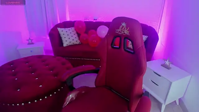 miss isabella m online show from February 26, 8:04 pm