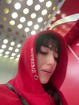 Melody rousse  online show from November 20, 8:20 pm