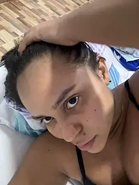 Snapshot of ashanty_queen chatting on October 7, 3:18 am ashanty queen online show from October 7, 3:18 am