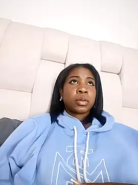 Zaira Rose  online show from April 13, 5:33 am