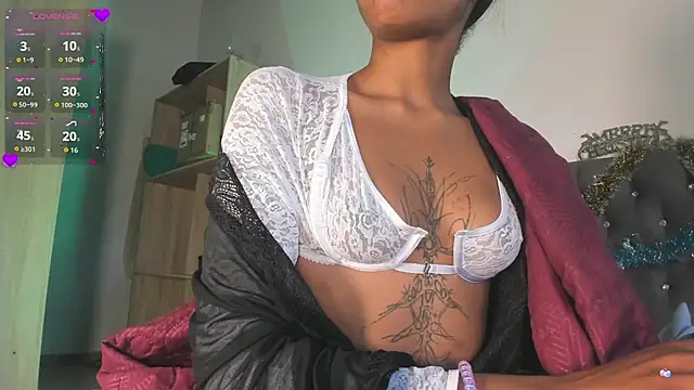 Zaira Rose  online show from December 3, 3:11 pm