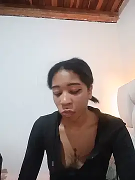 Zaira Rose  online show from June 25, 1:25 am
